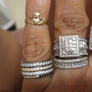 GENUINE SOLID 10K YELLOW GOLD CELTIC CLADDAGH 👶 BABY or Finger Joint RING 1/2